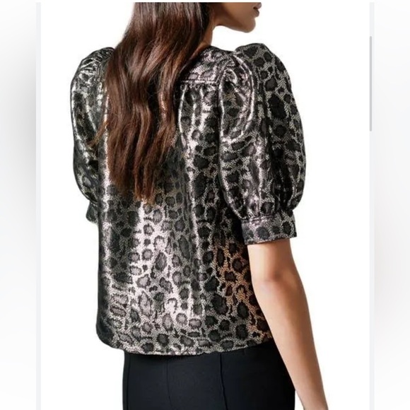 Smythe - leopard square neck Metallic Leopard Print Puff Sleeve Top- Small - Picture 3 of 6